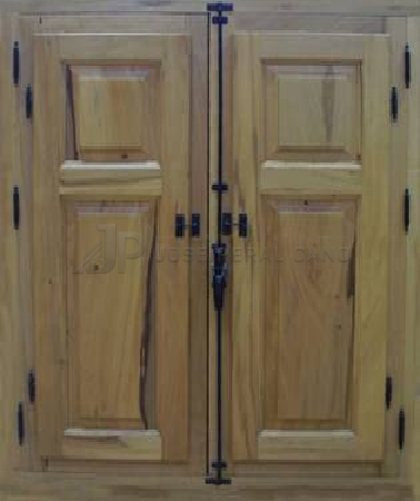 Ventana europea de iroko, con contra 2 tableros 230 Euros