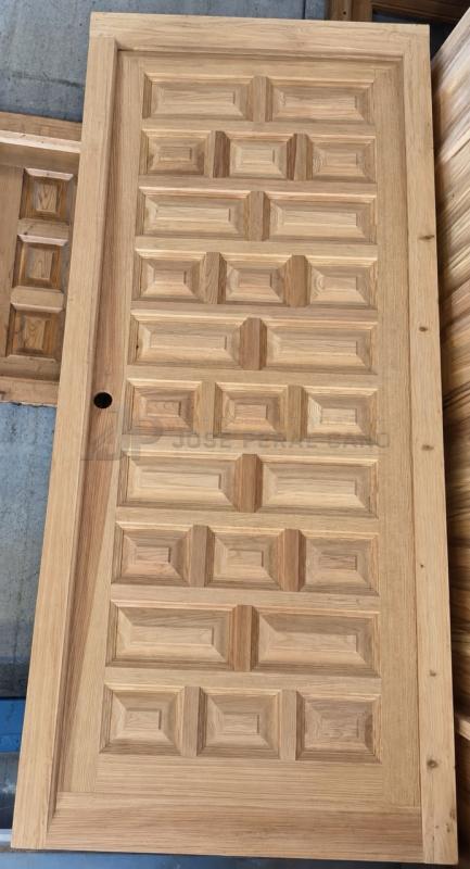 Oferta Puerta Castellana de Madera Maciza | Carpintería de Madera Oferta Puerta Castellana de Madera Maciza | Carpintería de Madera
