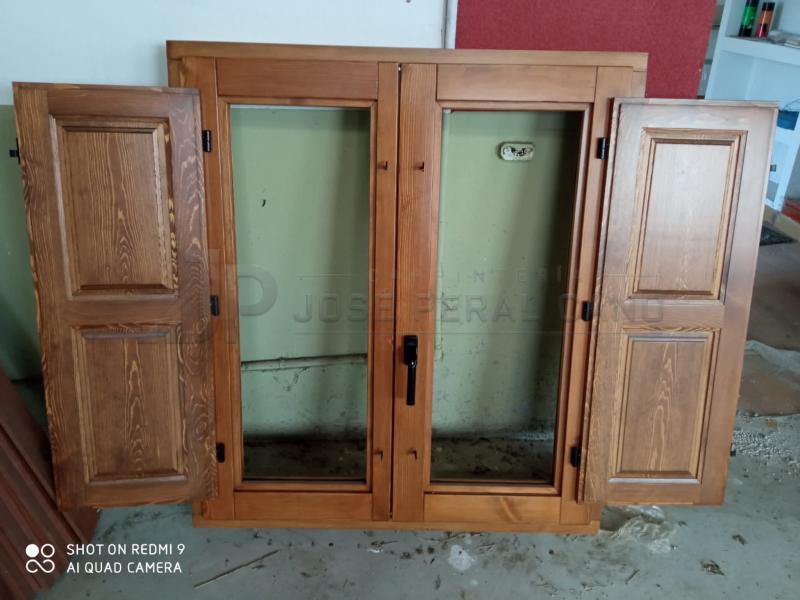 Ventanas de Madera Maciza en la Sierra de Madrid | Fabricación e Instalación a Medida Ventanas de Madera Maciza en la Sierra de Madrid | Fabricación e Instalación a Medida