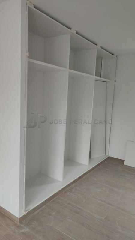 Instalación de Armario a Medida en Madrid | Interior y Frente de Armario