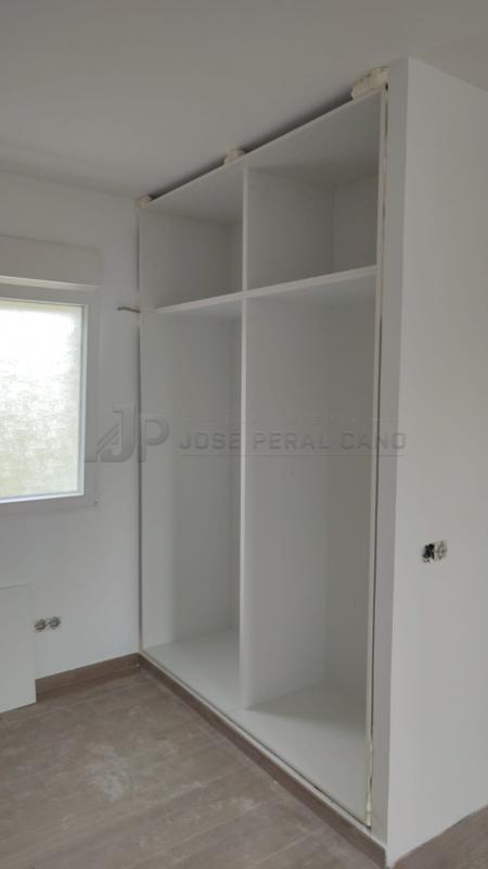 Instalación de Armario a Medida en Madrid | Interior y Frente de Armario Instalación de Armario a Medida en Madrid | Interior y Frente de Armario