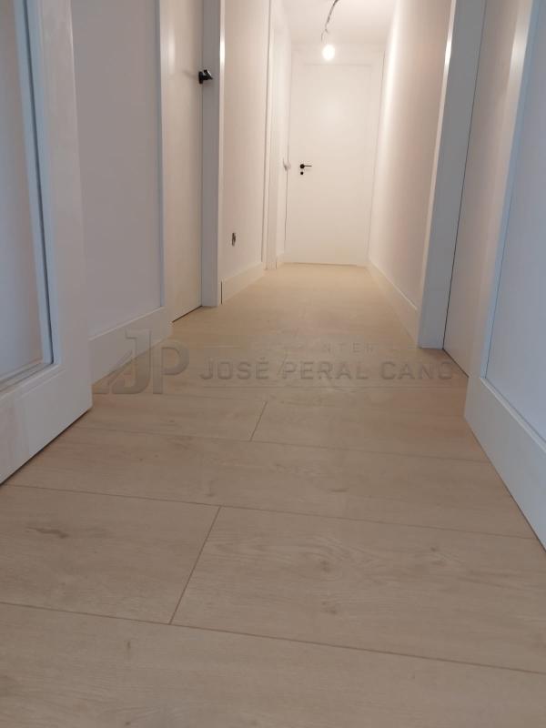 Instalación de Puertas Blancas a Medida en Madrid | Carpintería de Madera Instalación de Puertas Blancas a Medida en Madrid | Carpintería de Madera