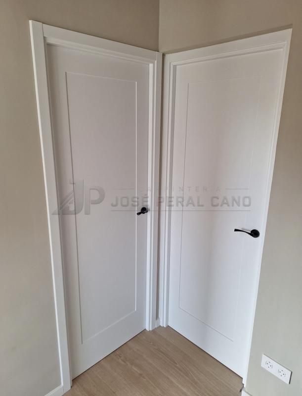 Instalación de Puertas Lacadas en Blanco en Madrid | Carpintería de Madera a Medida