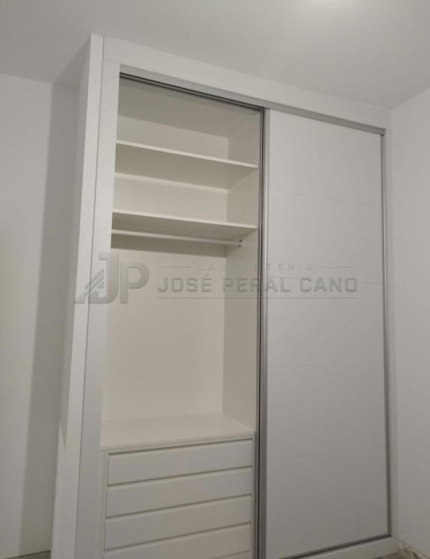 Instalación de Frentes de Armario a Medida en Collado Villalba | Fabricación e Instalación Profesional Instalación de Frentes de Armario a Medida en Collado Villalba | Fabricación e Instalación Profesional