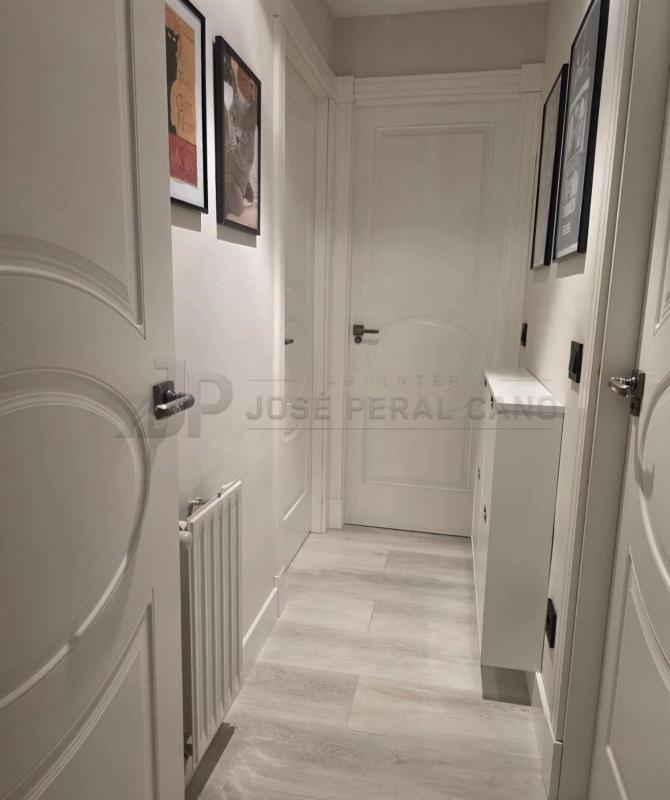 PUERTAS CLASICAS LACADAS EN BLANCO PUERTAS CLASICAS LACADAS EN BLANCO
