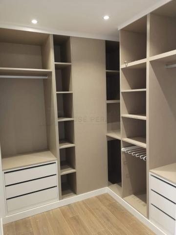 VESTIDOR A MEDIDA