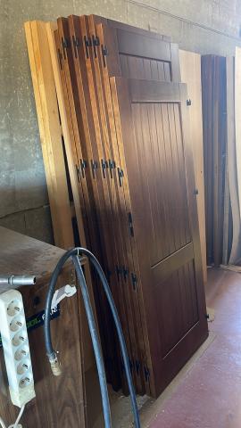 Proceso de Terminación de Puertas Modelo Cuenca Hechas a Medida | Carpintería de Madera