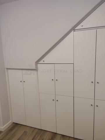 Trabajo realizado en Madrid: instalación de frentes de armarios a medida | Carpintería de madera