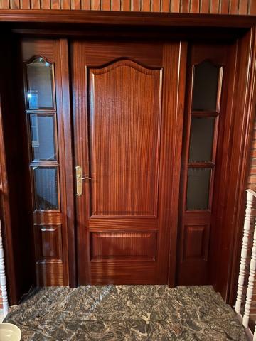 Instalación de puertas clásicas de madera a medida en Madrid Sur