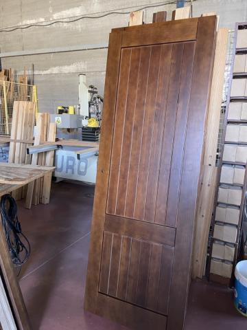 Proceso de Terminación de Puertas Modelo Cuenca Hechas a Medida | Carpintería de Madera